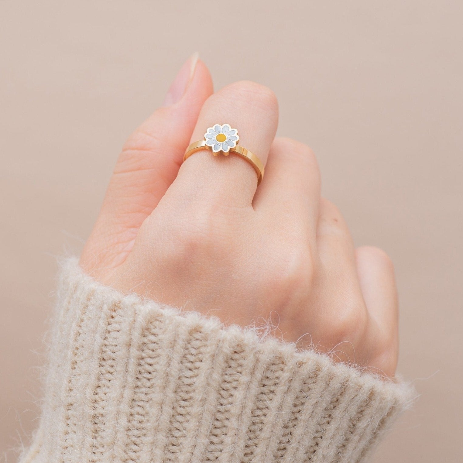 Fidget Spinner Rotatable Ring For Women - Mabenir